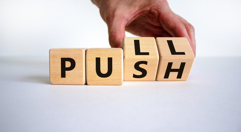estrategias push y pull